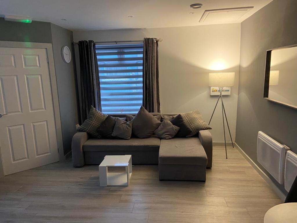 The Old Blue Shop Apartment Milford Haven Luaran gambar